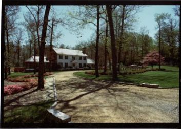 U-Shaped Driveway on Corner Lot