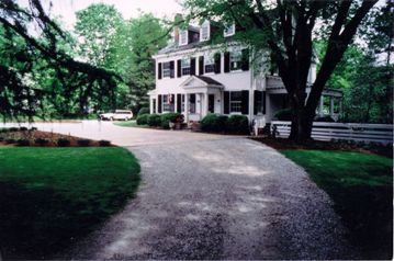 Gravel Driveway with Parking Pad